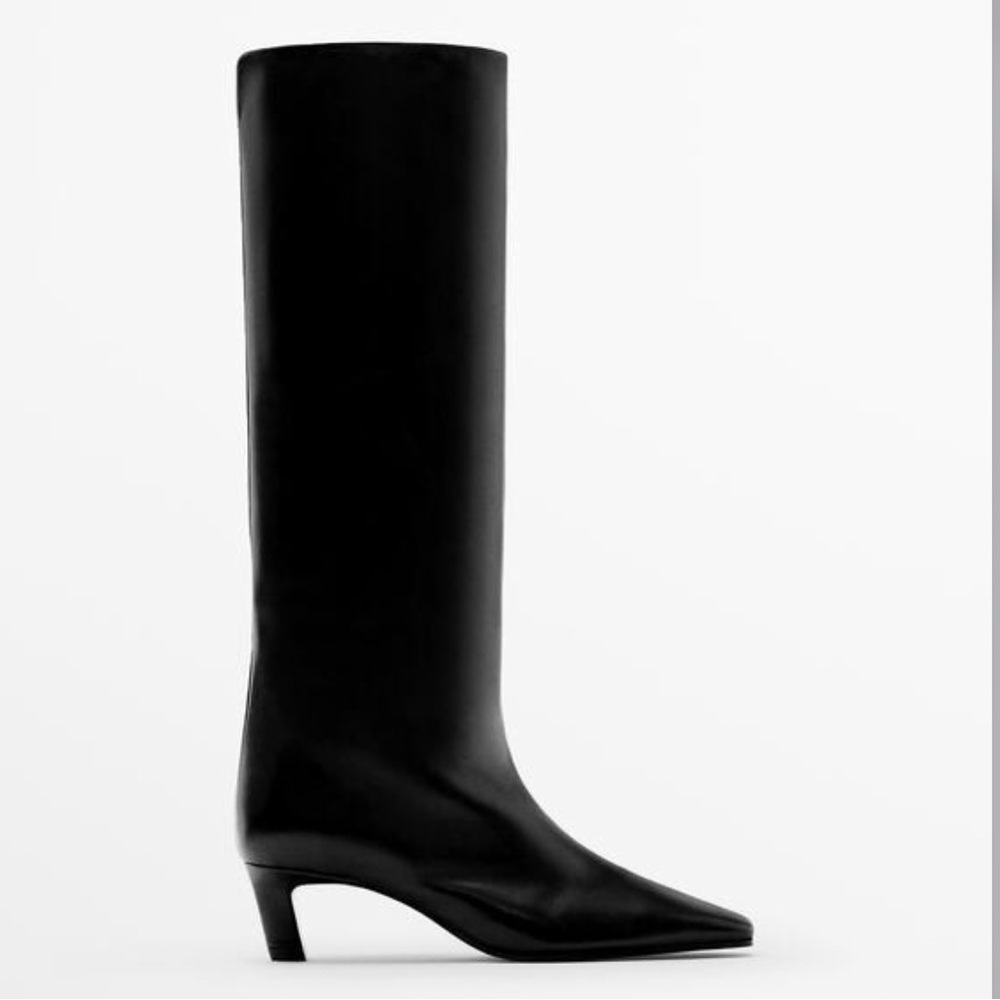LEATHER HIGH-HEEL BOOTS
BLACK Size 38 /7.5